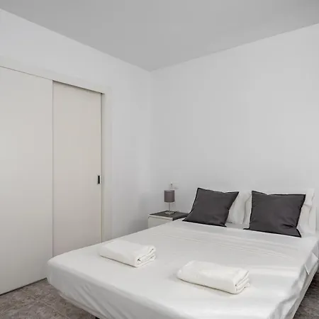 Flat With Pool In By Costarentals - Ref 171 Apartment *
