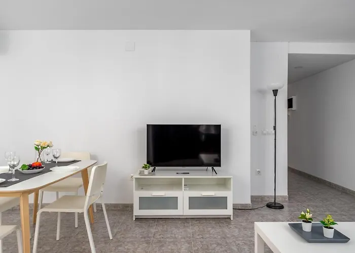 Flat With Pool By Costarentals - Ref 171 Fuengirola